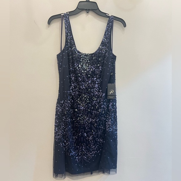 Adrianna Papell Scoop neck sequin sheath cocktail dress - Picture 7 of 14
